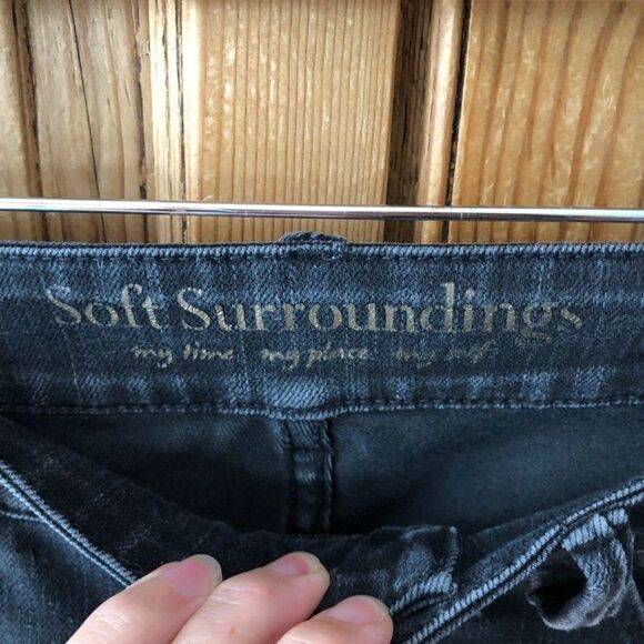 Soft Surroundings Small Black‎ Skinny Pull On Jeans 5 Pocket Pull On Leggings - Picture 3 of 7